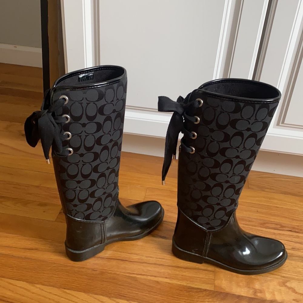 Coach Rain Boots w/ ties. Size 6 Womens - Picture 4 of 5